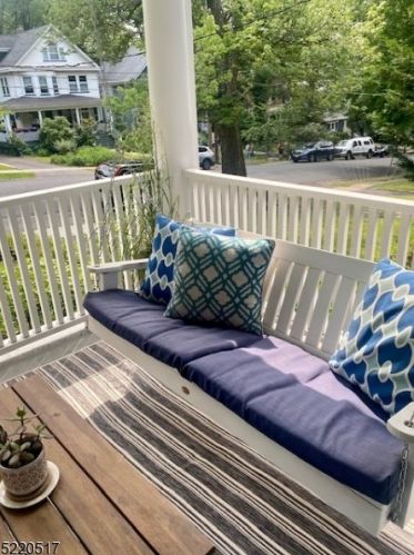 29 Oakview Ave, Maplewood NJ  07040-2213 exterior