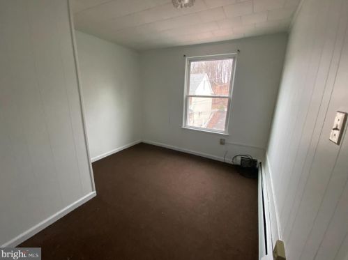 11 Jackson St, Primrose PA 17901-2632 exterior