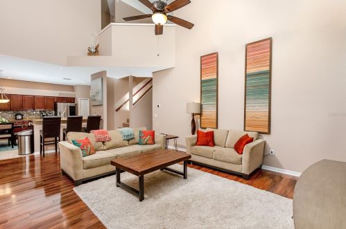 11322 Glenmont Dr, Tampa FL 33635-1533 exterior