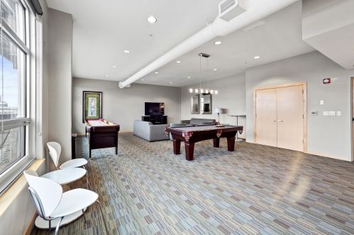 106 Seeboth St, Milwaukee WI  53204-4322 exterior