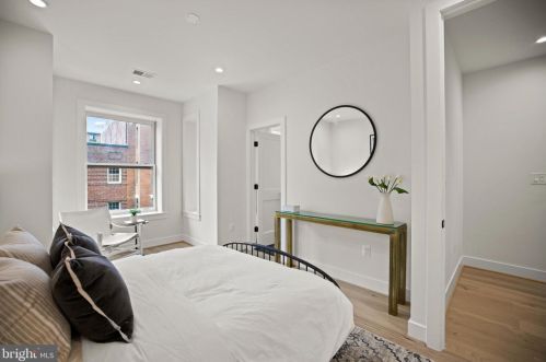 1834 Swann St, Washington DC  20009-5505 exterior