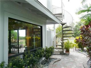 308 Kipukai Pl, Honolulu HI  96825-2890 exterior