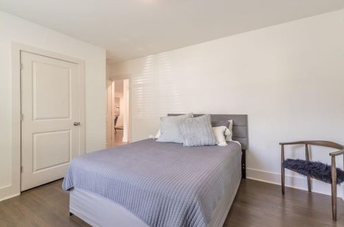 1266 Almont Dr, Atlanta GA  30310-3771 exterior