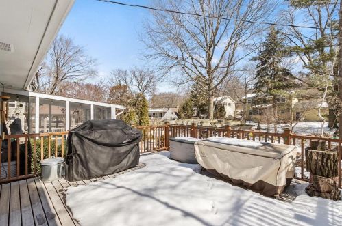 1605 Tarragon Dr, Madison WI  53716-1858 exterior