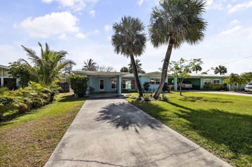 352 Fernandina St, Fort Pierce FL 34949-3537 exterior