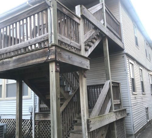 2813 77th Pl, Chicago, IL 60649-4826