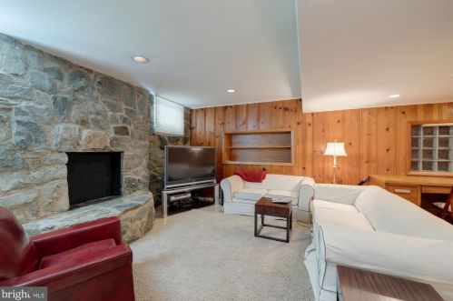 3928 Livingston St, Washington DC 20015-2921 exterior