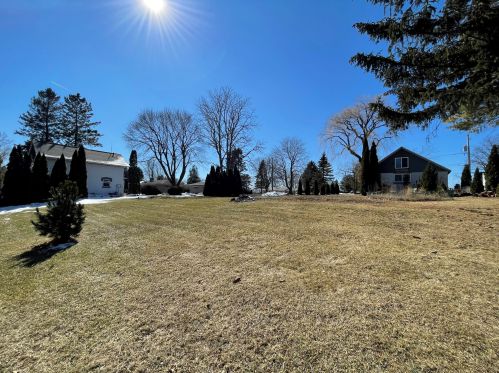 1523 Prospect St, Watertown WI 53098-1608 exterior