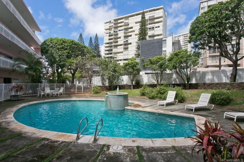 1020 Green St, Honolulu HI  96822-3619 exterior