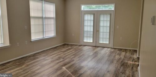 55 Warwick Way, Southampton NJ  08088-1122 exterior