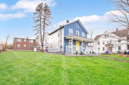 92 High St, Torrington, CT 06790-5108