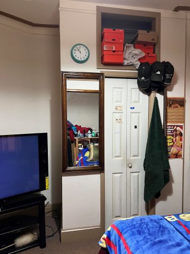 4532 Hudson Ave, Union City, NJ 07087-6318