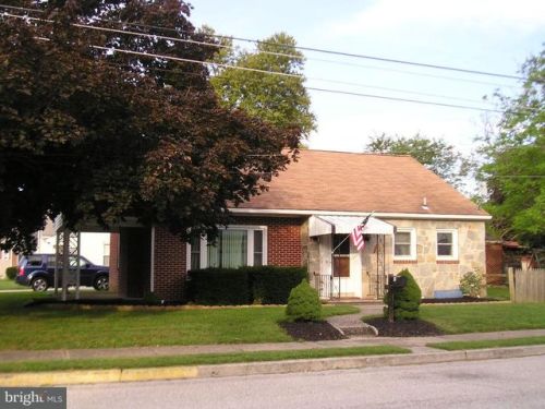 89 Patrick Ave, Littlestown, PA 17340-1127