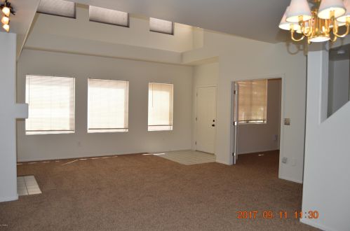 1302 Cathedral Rock Dr, Phoenix AZ  85048-6203 exterior