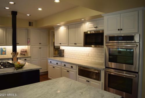 8332 10th Ave, Phoenix AZ  85021-5511 exterior