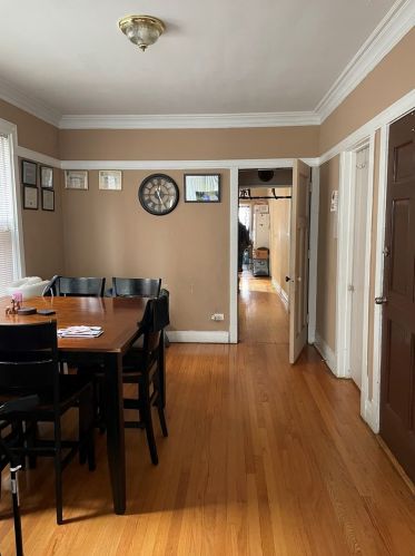 3418 Hamlin Ave, Chicago, IL 60618-5216