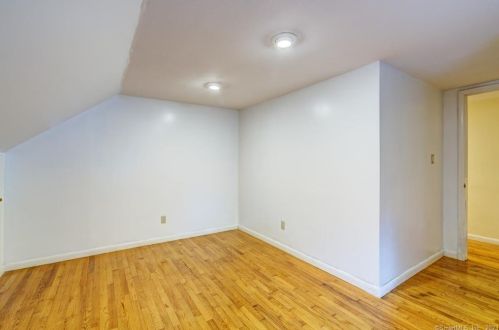 108 Hickory Hl Rd, New Britain CT 06052-1009 exterior