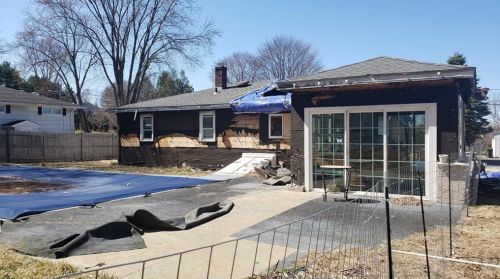 132 Annette Ave, Woonsocket RI  02895-3902 exterior