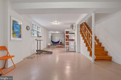 900 Balmoral Dr, Silver Spring MD  20903-1301 exterior