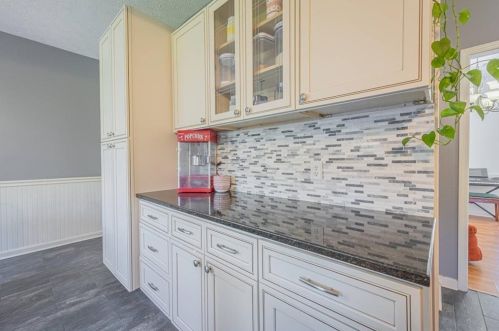 2802 Emerson Lake Dr, Lithonia GA  30078-6642 exterior