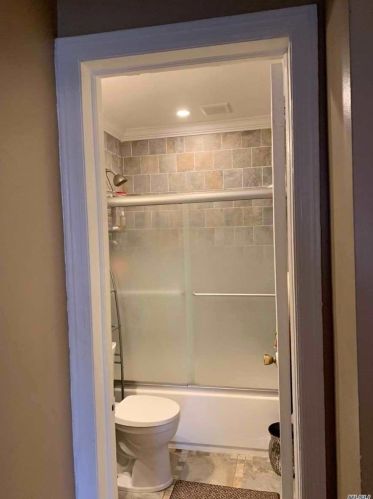 130 Haig Rd, Valley Stream NY 11581-2110 exterior