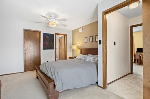 4156 104, Milwaukee WI 53226-4324 exterior