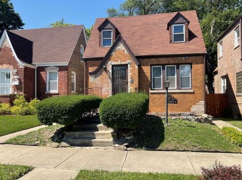10054 Vernon Ave, Chicago, IL 60628-2234