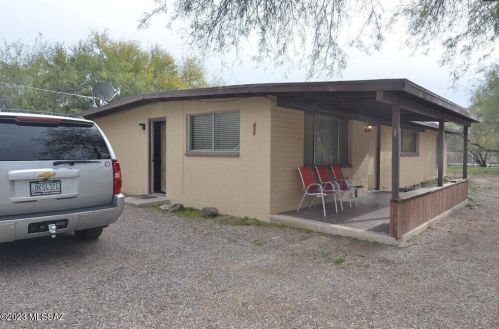 10700 Tanque Verde Rd, Tucson AZ 85749-9611 exterior