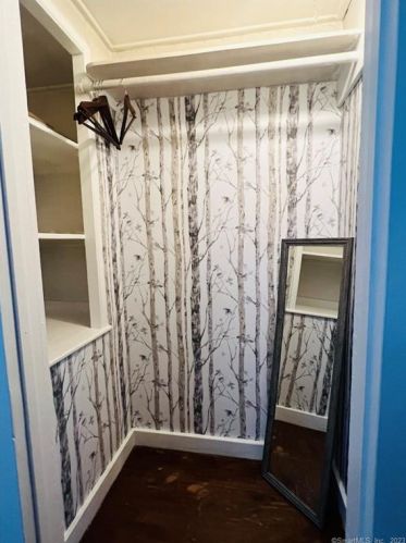 294 Broad St, Killingly CT 06239-3604 exterior