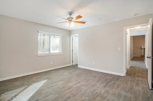 972 Timbervale Ln, Lithonia GA  30058-6010 exterior