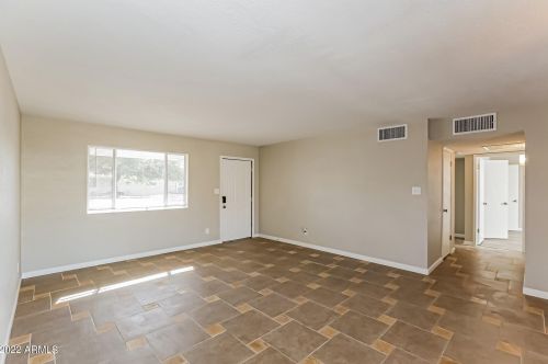 8420 38th Dr, Phoenix AZ  85051-4723 exterior