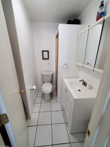 5441 27 Ave, Naples FL 34116-7510 exterior