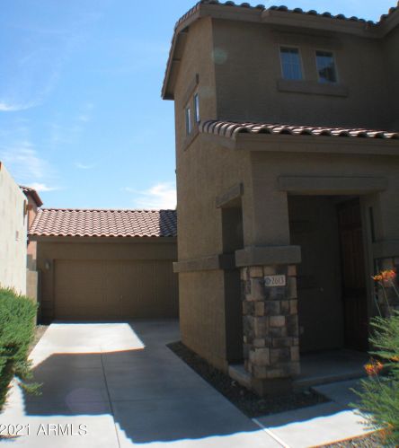 2613 Hawken Way, Chandler AZ  85286-1359 exterior