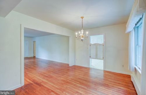 10 Clearview Ave, Trenton NJ 08619-1217 exterior