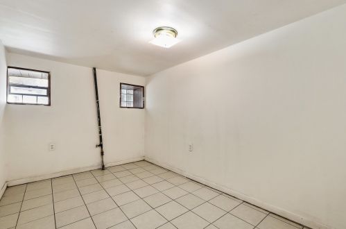 4154 Artesian Ave, Chicago IL 60632-1204 exterior