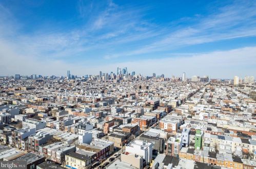 1915 5th St, Philadelphia PA 19122-2122 exterior