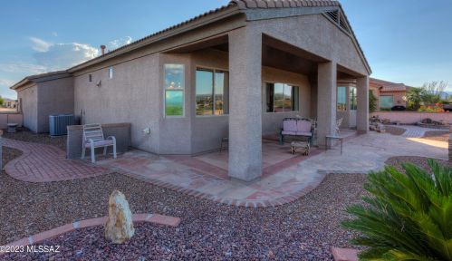 2148 Calle Casas Lindas, Green Valley AZ 85622-8042 exterior
