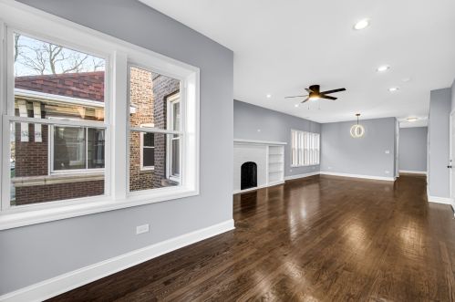 8154 Grn St, Chicago IL 60620-3146 exterior