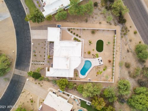 9919 47th Pl, Phoenix AZ  85028-4242 exterior