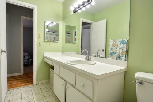 834 Walters Ter, Fort Pierce FL 34983-3963 exterior