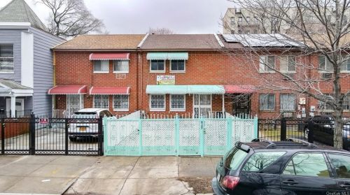 2157 Prospect Ave, Bronx, NY 10457-2759