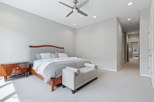 2630 Paulina St, Chicago IL  60614-1018 exterior