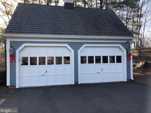 12219 Drews Ct, Rockville MD 20854-1135 exterior