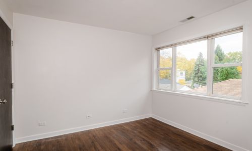 3927 Lawndale Ave, Chicago IL  60618-3107 exterior