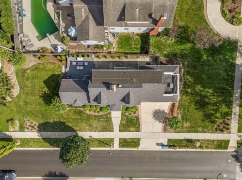 349 Arlington Ave, Elmhurst IL 60126-3546 exterior