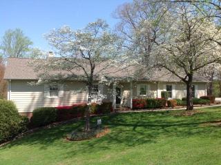 3996 Bel Aire Dr, Morganton, NC 28655-9185