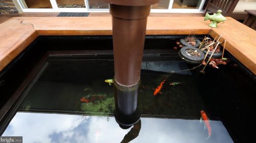 4512 Dolphin Ln, Alexandria VA 22309-3110 exterior