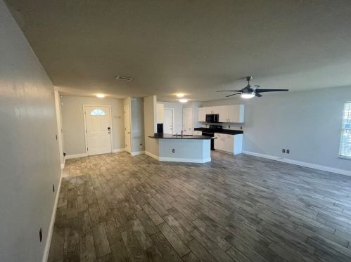 3111 Napoleon Ave, Tampa FL  33611-5222 exterior