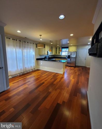 4306 Hayes St, Washington DC  20019-8057 exterior