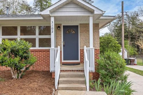 3102 Shamrock Dr, Greensboro NC  27408-3011 exterior